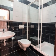 Fantastik Apartments in Ohrid, Macedonia from 53$, photos, reviews - zenhotels.com bathroom