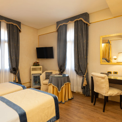 Hotel A LA Commedia - Bild 3