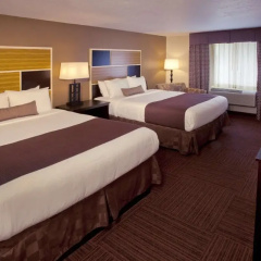 Red Lion Inn & Suites Federal Way thumbnail 2