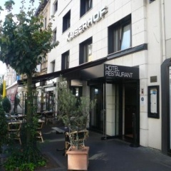 listing card gallery