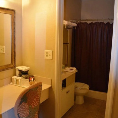Guest House thumbnail 9