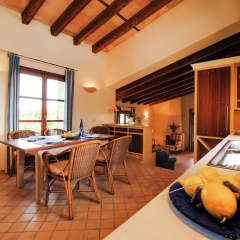 Ideal Holiday Home with Private Pool for Family & Friends - Bild 1