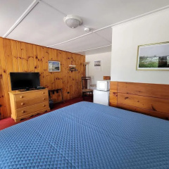 Yardarm Motel thumbnail 5