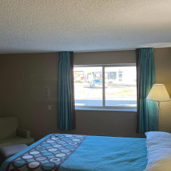 Super 8 by Wyndham Mendota I-39 thumbnail 8