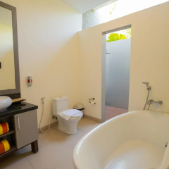 Luxotic Private Villa and Resort - Bild 14