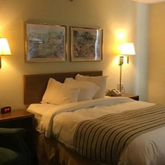 Rodeway Inn thumbnail 2