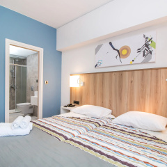 Sunny Days Hotel thumbnail 6