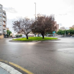 Design 2 Bedroom Flat Next to Pubilla Cases Metro - Bild 9