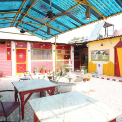 Govind Hotel thumbnail 14