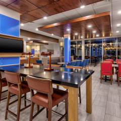 Holiday Inn Express & Suites Milan – Sandusky Area by IHG thumbnail 26