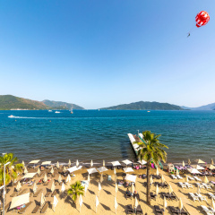 Honeymoon Hotel - Bild 16