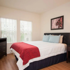 Sunshine Suites at 909 West Temple Street thumbnail 7