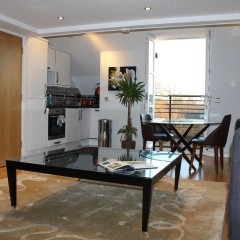 Lux Living Apartments - Marino Place thumbnail 20