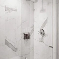 Axiom Hotel thumbnail 15