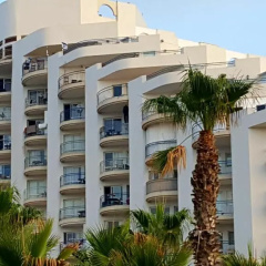 Avrora Luxury Apartment thumbnail 2