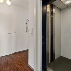 BRIGHT: The PENTHOUSE - Jacuzzi - BBQ - Parkplatz/Parking - Bild 12