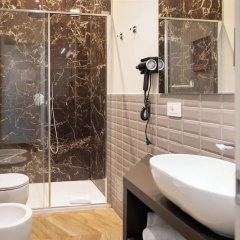 RossoVino Milano Boutique - Bild 8