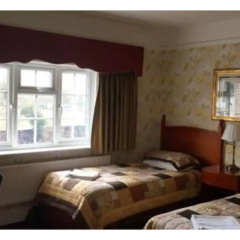 The Royal Standard Guest House thumbnail 5