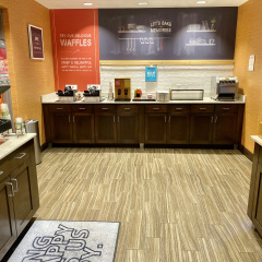 Hampton Inn & Suites Deland thumbnail 33