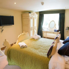 The Angel Hotel thumbnail 3