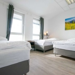 Airport 3 Room Apartment - Bild 2