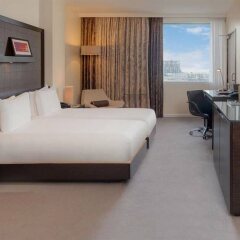 Отель Hilton London Canary Wharf Великобритания, Лондон - 1 отзыв об отеле, цены и фото номеров - забронировать отель Hilton London Canary Wharf онлайн комната для гостей фото 2