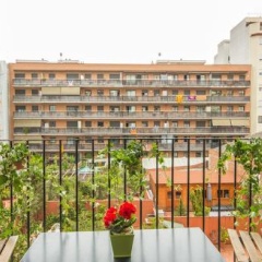Sagrada Familia Apartment thumbnail 10
