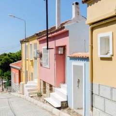 Iconic Stone Houses - Bild 1