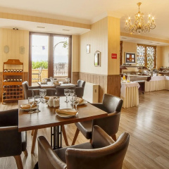 The Admiral Hotel thumbnail 17