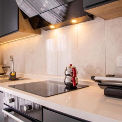 Spacious and Furnished Flat with Balcony in Izmir - Bild 12
