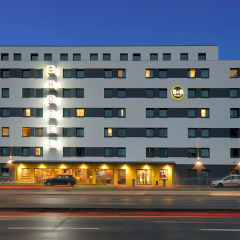 B&B HOTEL Wiesbaden-Hbf - Bild 1