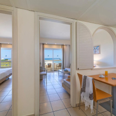 Athineon Hotel thumbnail 6