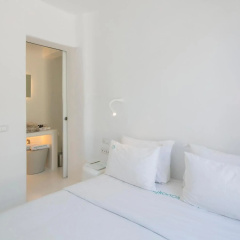 Mykonos Bay Resort & Villas thumbnail 6