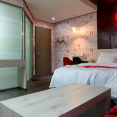 Hotel Wow thumbnail 18