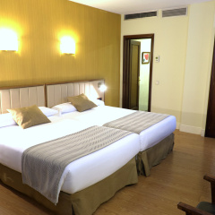 Los Condes Hotel - Bild 9