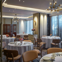 The Emperor Hotel - Bild 20