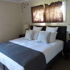 Yarra Gables thumbnail 2