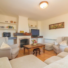 ES GARROVERAL 3  - Villa with private pool in BUNYOLA. Free WiFi - Bild 2