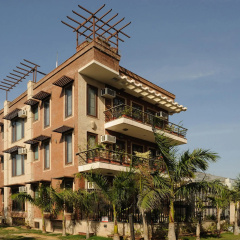 Redbrick villa