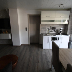Milonia - Bild 12
