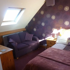 The Pathways Guest House thumbnail 3