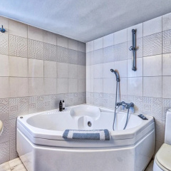 Spacious 3 bedroom apartment in Alimos - Bild 9