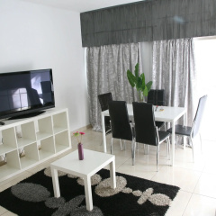 The Palms Hotel Apartments thumbnail 3
