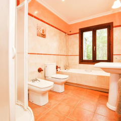Spacious Mansion in Alaró With Swimming Pool - Bild 7