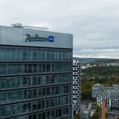 Radisson Blu Hotel At Porsche Design Tower Stuttgart - Bild 1