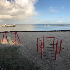 Nur 50m zum Yachthafen und 100m zum Strand - Bild 11