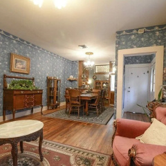 The Brownstone Inn thumbnail 2