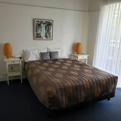 The Marlo Hotel thumbnail 2