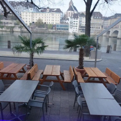 East-West Riverside Hotel - Bild 20