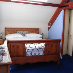 The Old School Guest House thumbnail 5